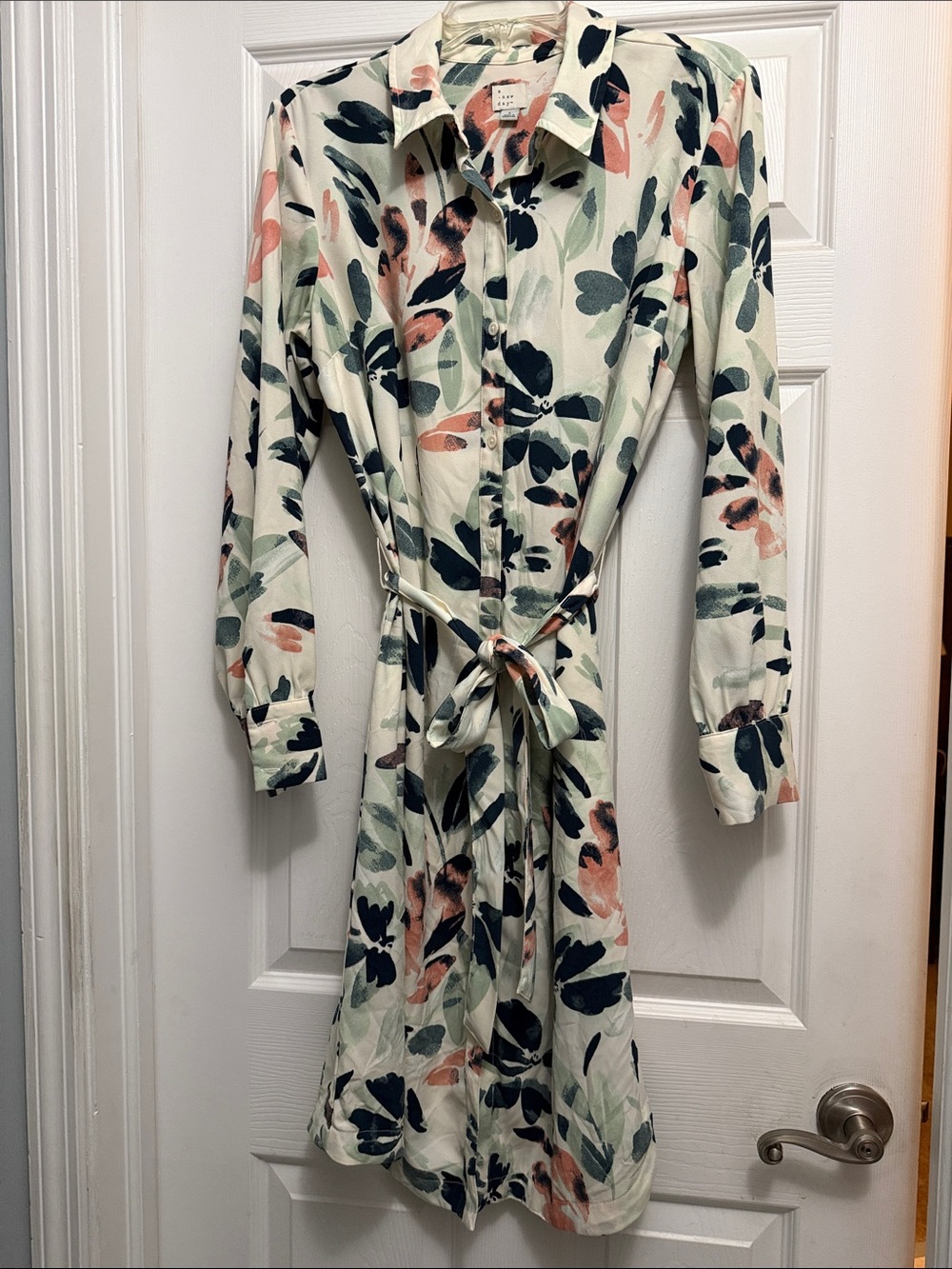 Lovely Floral Button-Front Shirt Dress with Tie Waist by A New Day. Sz L